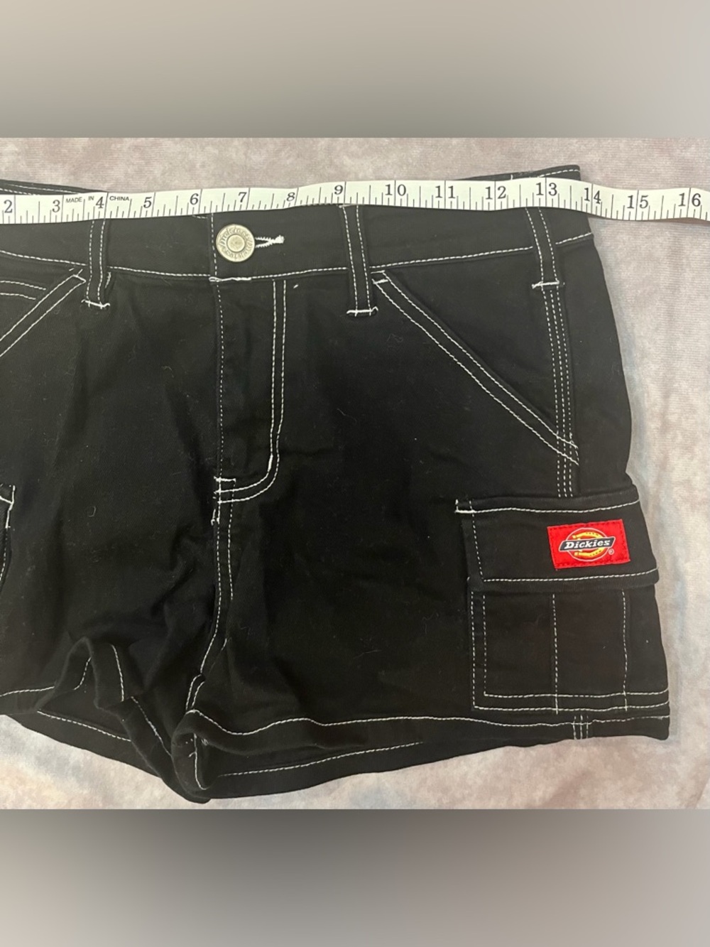 Dickies Size :3/26 Women Black Shorts with White Contrast Stitching